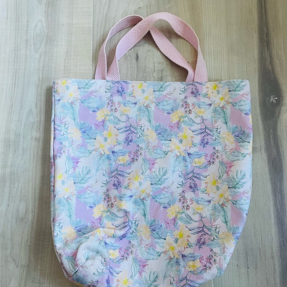 LoveShackFancy x Superga Floral Tote Bag - Picture 3 of 3